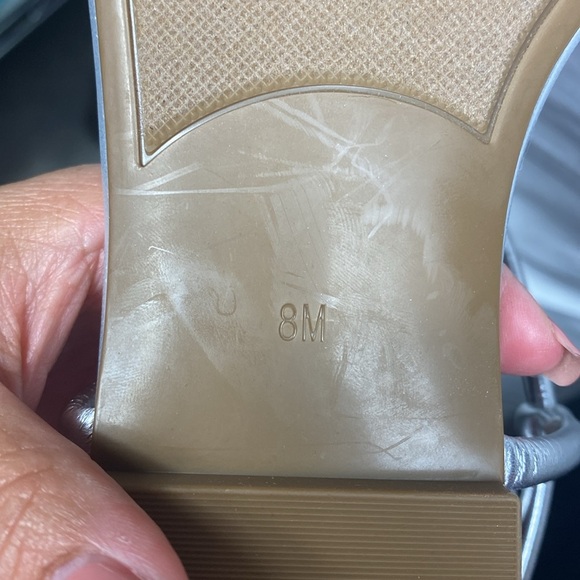 Marc Fisher Silver Rhinestone Strappy Sandals Sz 8M NWOT - Picture 10 of 10